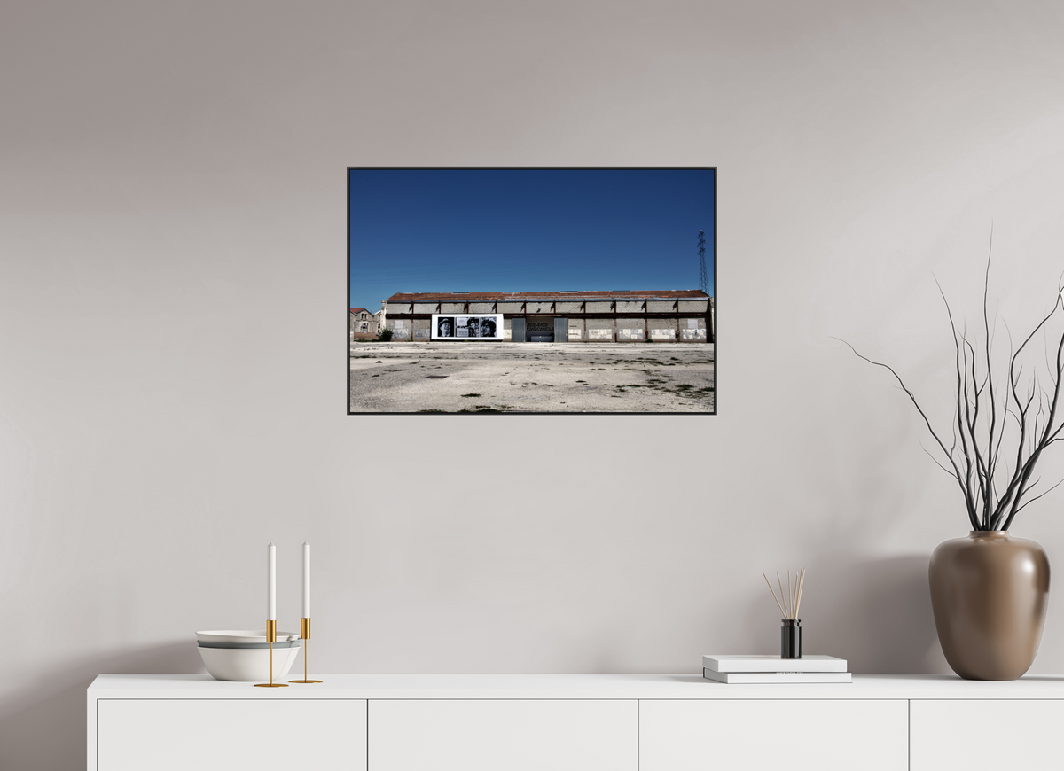75 x 50 cm, Foto-Abzug hinter Acrylglass glänzend, ArtBox aus Aluminium (Schwarz) 26 Lost Places 02