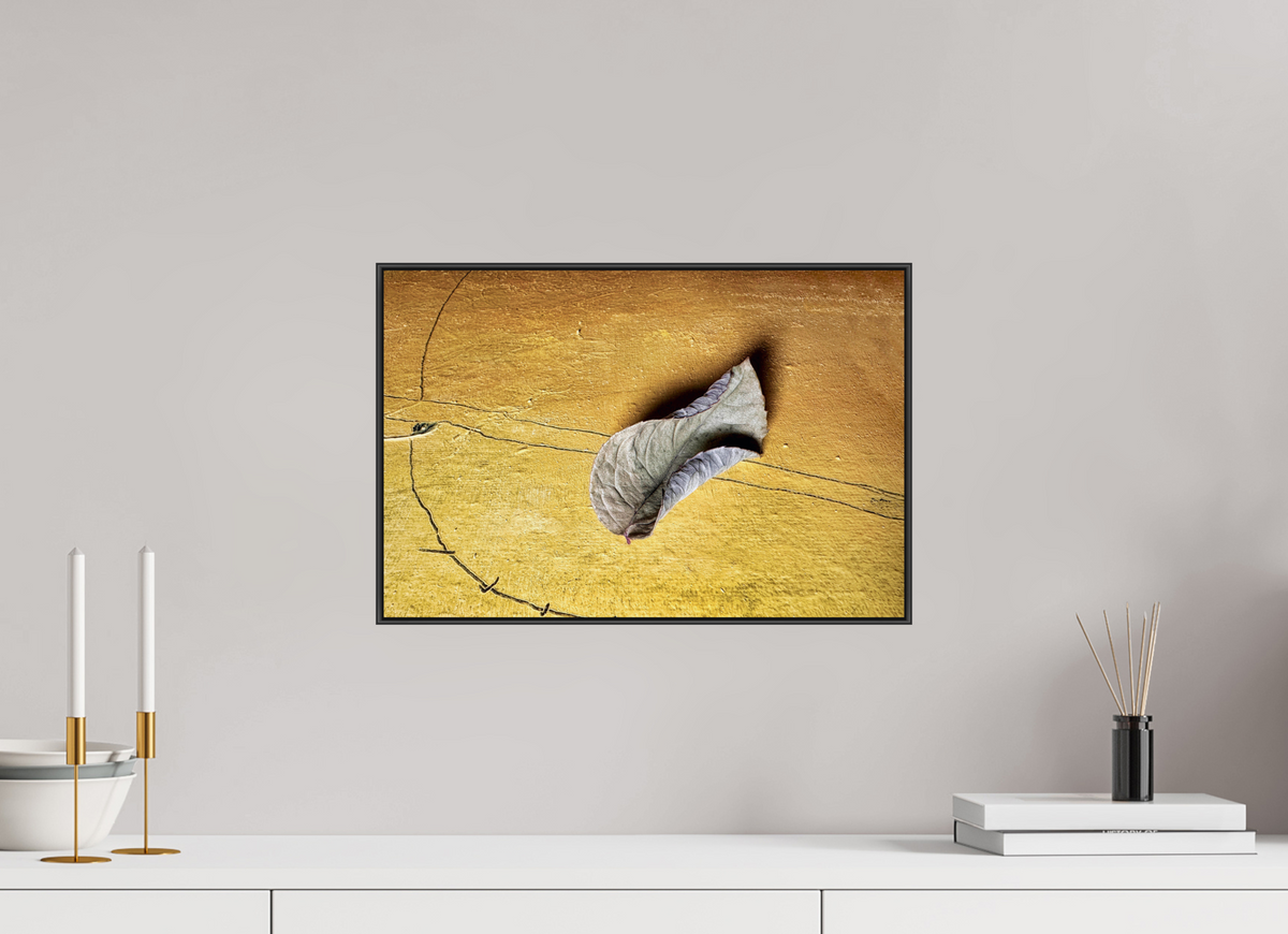 45 x 30 cm, Foto-Abzug hinter Acrylglass glänzend, ArtBox aus Aluminium (Schwarz) Ohne Titel 17